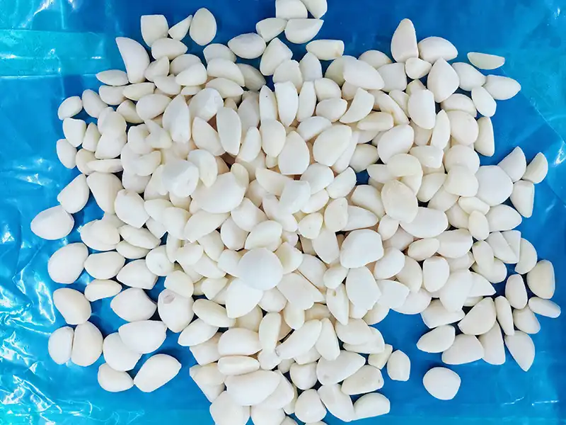 Frozen Peeled Garlic
